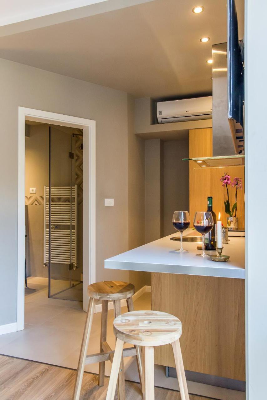 One Love Metropolitan Gardens Studio II Apartment Bucharest Exterior photo