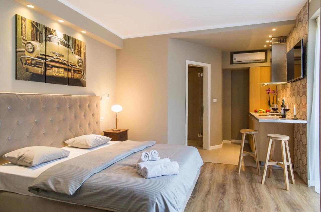 One Love Metropolitan Gardens Studio II Apartment Bucharest Exterior photo